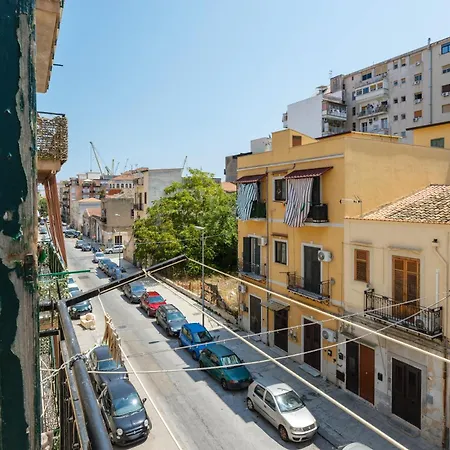 Cantieri Porto باليرمو